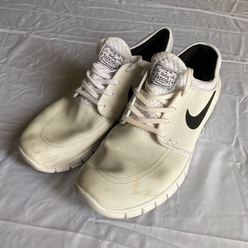 Rare Nike SB Air Janoski Men’s Shoe